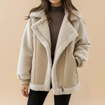 Load image into Gallery viewer, Fluffig Jacka Dam Oversized | Kalla Dagar Vardagsbruk
