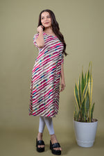 Load image into Gallery viewer, Kavya Pink Leheriya Kurti
