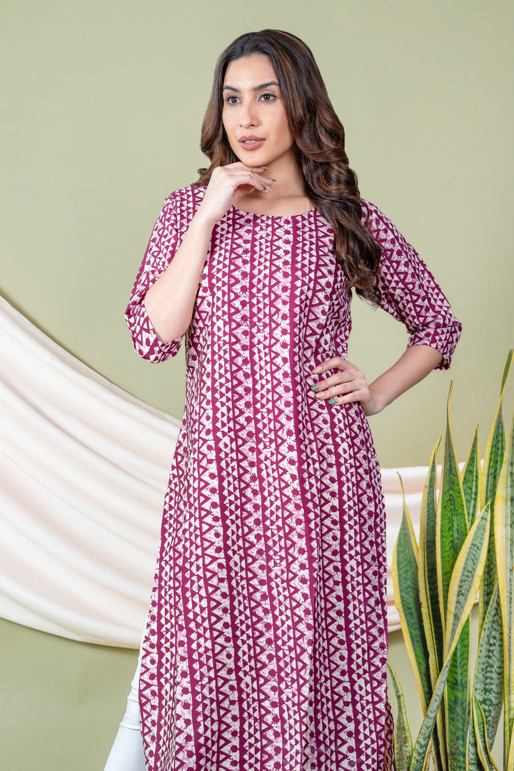 Aditi Pink Border Print Kurti