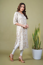 Load image into Gallery viewer, Himani Chikoo Ikat Kurti
