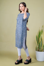Load image into Gallery viewer, Jyoti Blue Border Print Kurti
