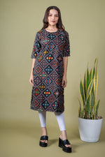 Load image into Gallery viewer, Maitri Black Bandhani Abstract Kurti
