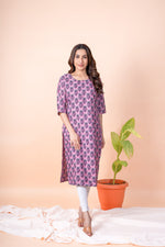 Load image into Gallery viewer, Lata Wine Pink Block Print Kurti

