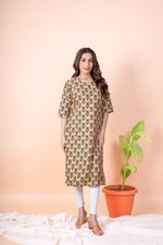 Load image into Gallery viewer, Saanvi Yellow Block Print Kurti
