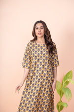 Load image into Gallery viewer, Saanvi Yellow Block Print Kurti
