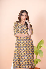 Load image into Gallery viewer, Saanvi Yellow Block Print Kurti
