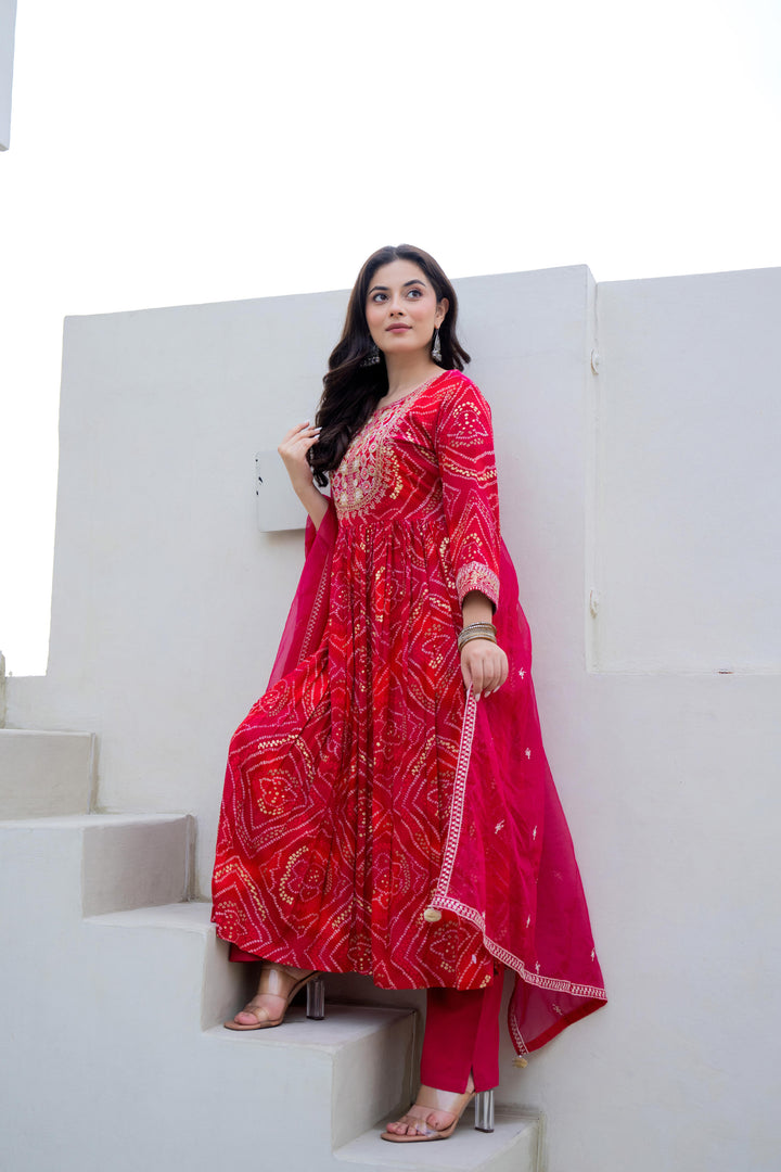 Pink bandhani kurta set with embroidery work