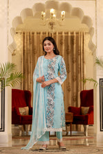 Load image into Gallery viewer, Blue cotton shifley printed kurta set
