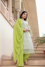 Load image into Gallery viewer, Green cotton shifley kurta set
