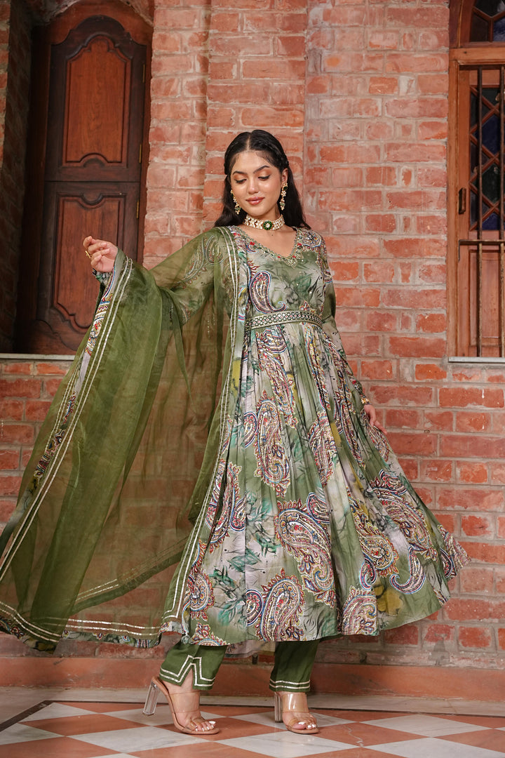 Green emerald elegance kurta set