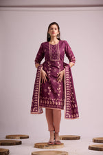 Load image into Gallery viewer, Purple rayon kurta set with dupatta
