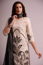 Load image into Gallery viewer, White and black pure cotton digital print kurta set with dupatta
