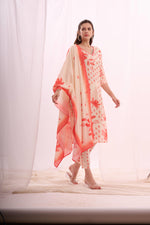 Load image into Gallery viewer, Dusty red digital print cotton kurta set with dupatta
