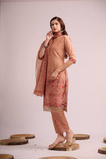Load image into Gallery viewer, Peach pure muslin kurta set with dupatta
