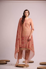 Load image into Gallery viewer, Peach pure muslin kurta set with dupatta
