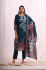 Load image into Gallery viewer, Ocean blue pure muslin digital print kurta set with dupatta
